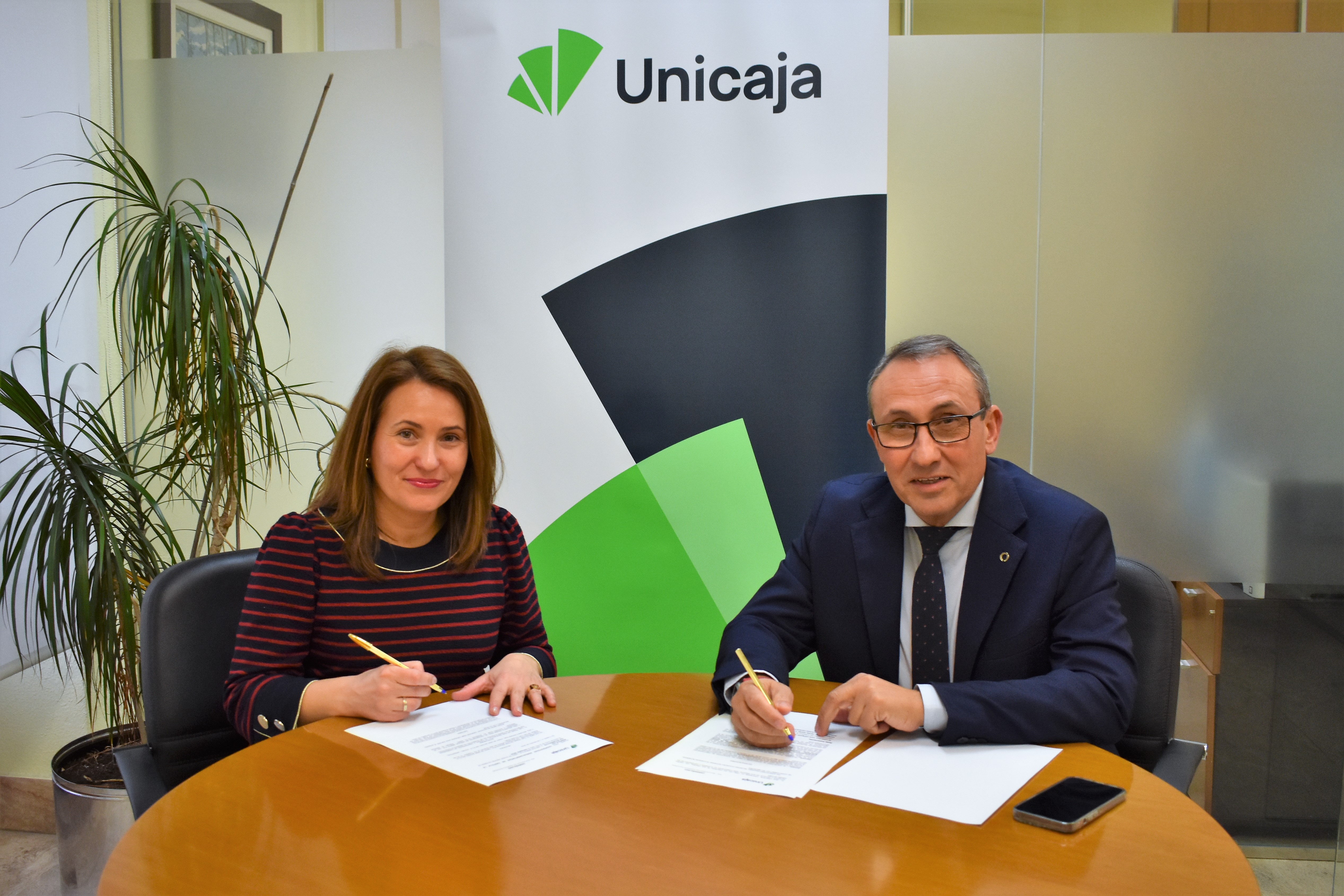 Unicaja y Cooperativas Agro-alimentarias Castilla-La Mancha colaboran en una nueva campaña de la PAC 