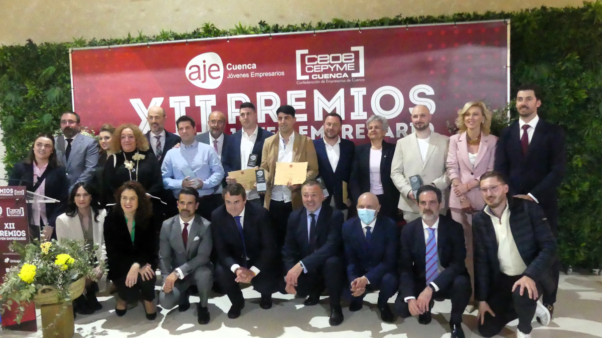 Premios AJE Cuenca: Unicaja respalda a los jóvenes empresarios, referentes del tejido productivo provincial