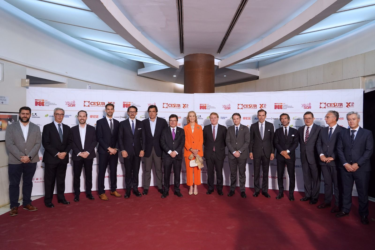 Unicaja vuelve a apoyar a los Premios PEC de CESUR en su reconocimiento al buen trabajo, la innovación y el compromiso social