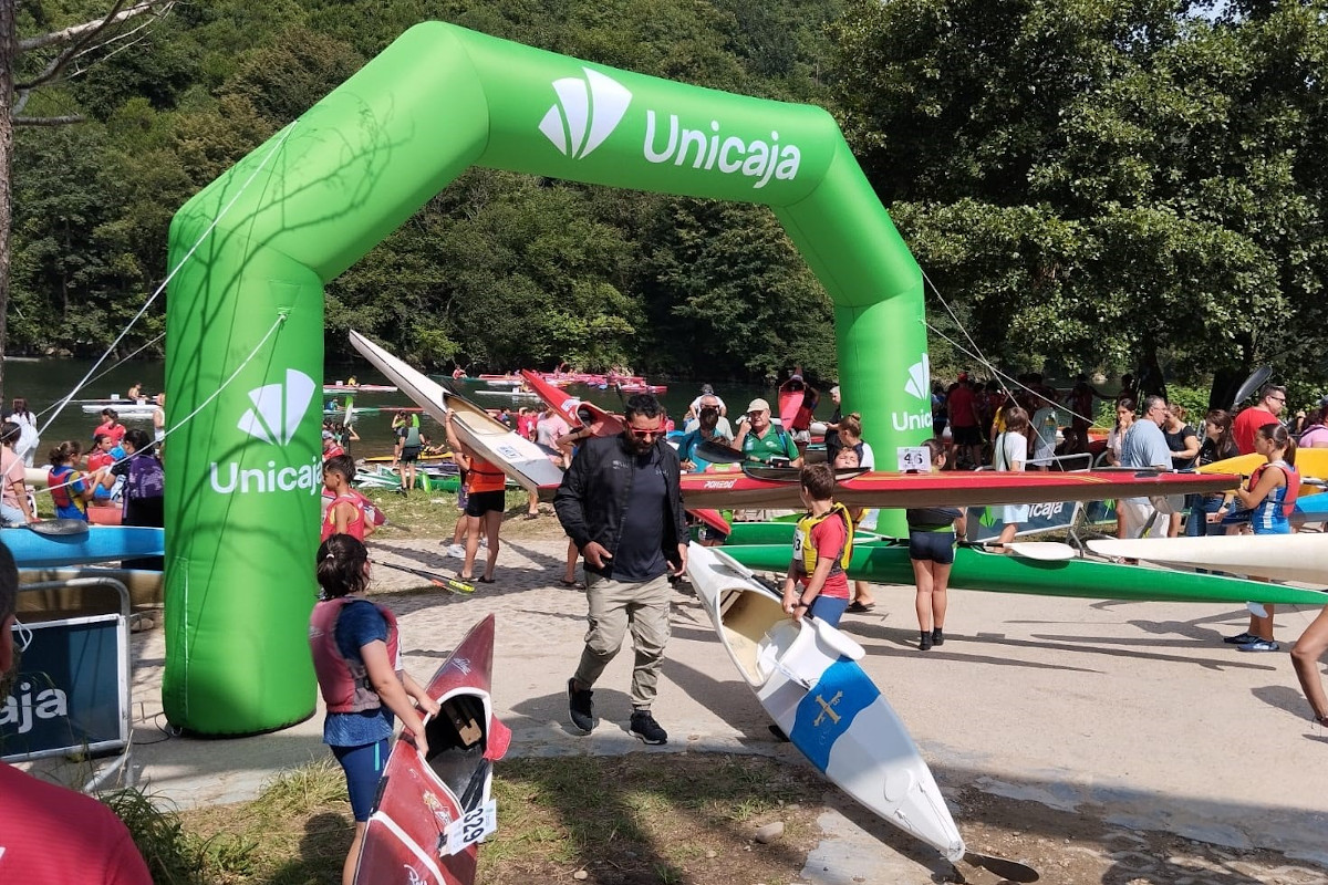 Unicaja patrocina el Trofeo Promoción Mini Sella, en el que participarán alrededor de cuatrocientos palistas