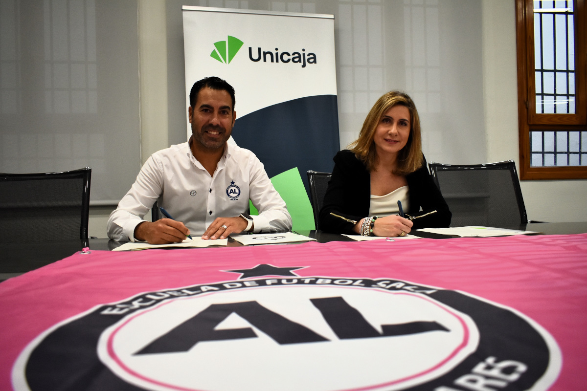 Unicaja renueva su colaboración con el Andreu Linares Escuela de Fútbol Sala