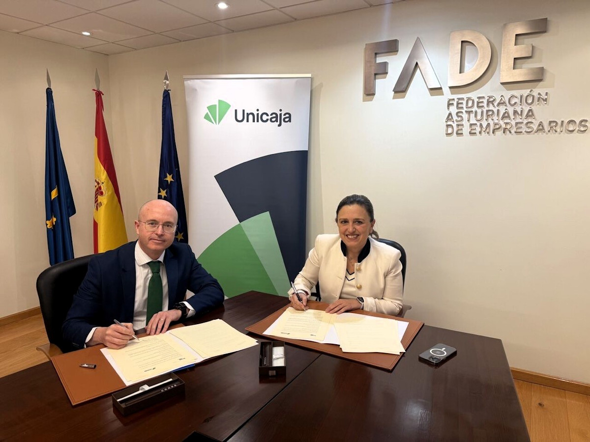 Unicaja y FADE renuevan su convenio para impulsar el tejido empresarial asturiano