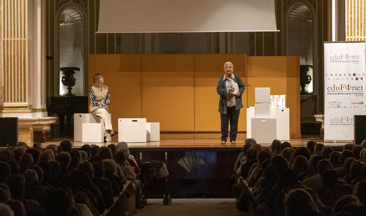 Edufinet-obra-teatro-mayores-Blanca-Marsillach-Funcas-recortada-buena