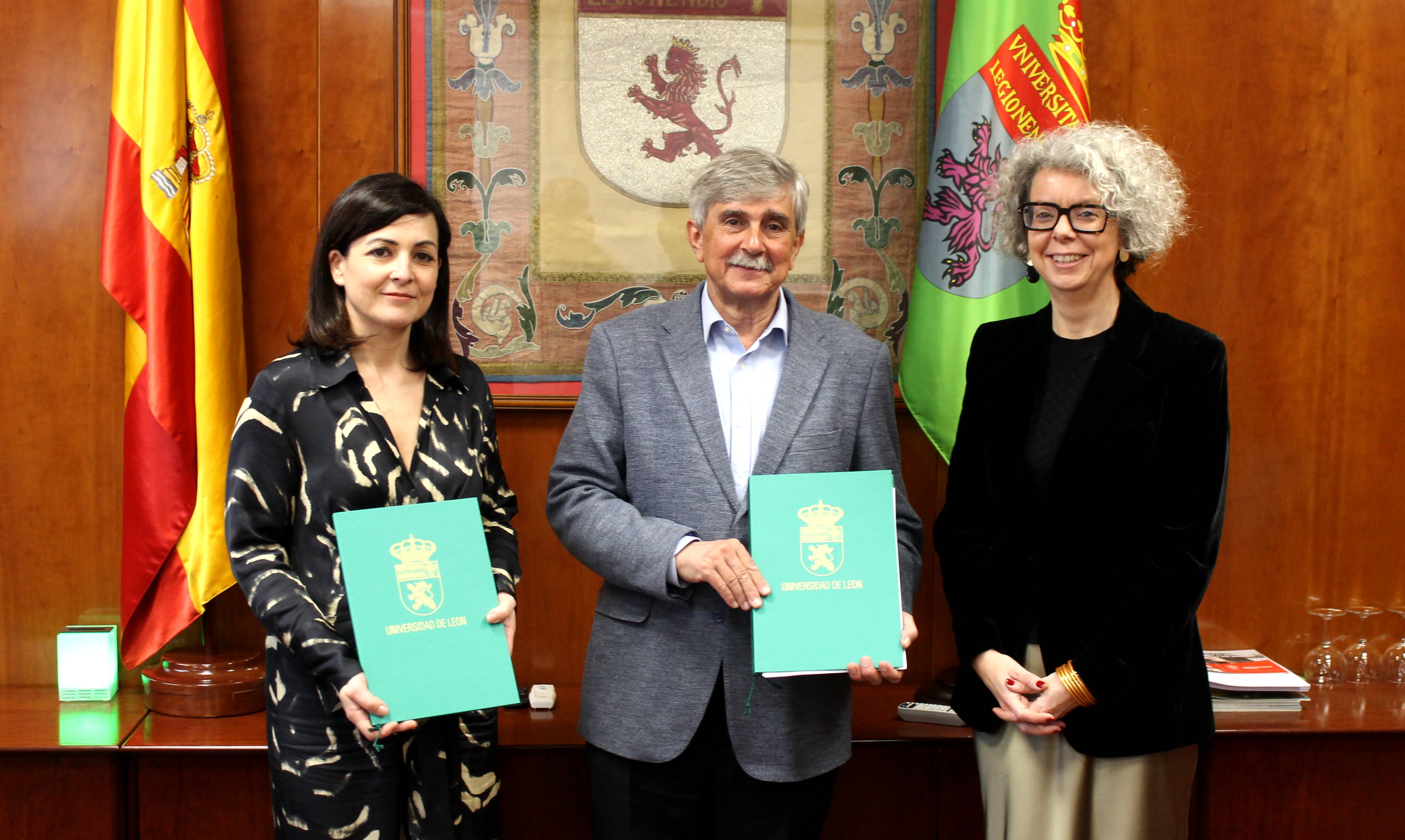 Foto_Convenio_Universidad_León_2024