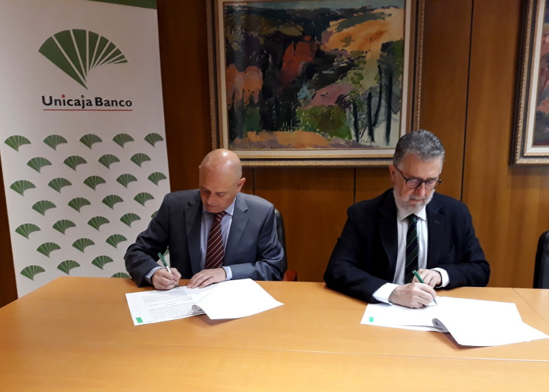 Unicaja_Banco_AECC_firma_convenio