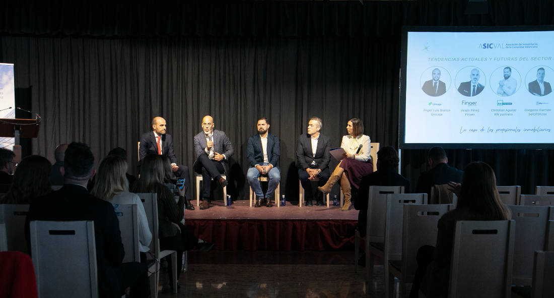  La Asociación de Inmobiliarias de la Comunitat Valenciana (ASICVAL) celebra su gala anual de entrega de premios, con el patrocinio de Unicaja 