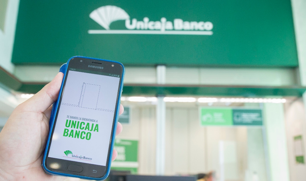Unicaja Banco culmina la integración tecnológica y operativa con Liberbank