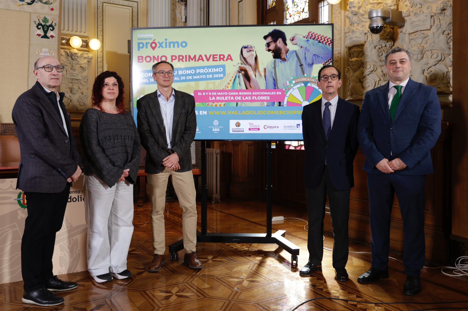 Valladolid impulsa el comercio de proximidad con una nueva promoción de bonos descuento, con la colaboración de Unicaja