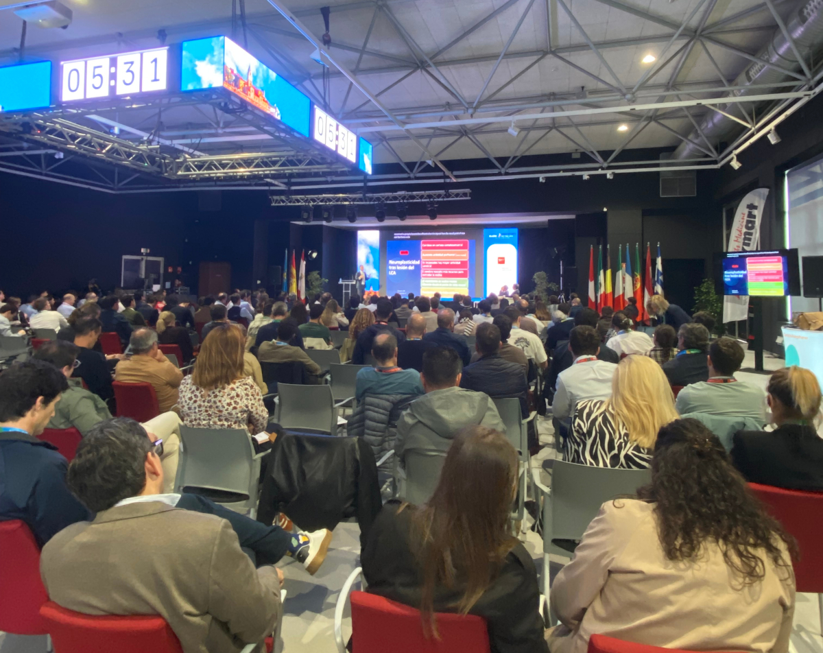 Gijón acoge un congreso internacional sobre cirugía de rodilla con la colaboración de Unicaja