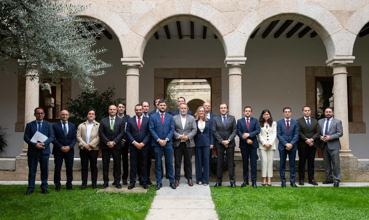 convenio-junta-extremadura-escuela-financiacion-empresarial