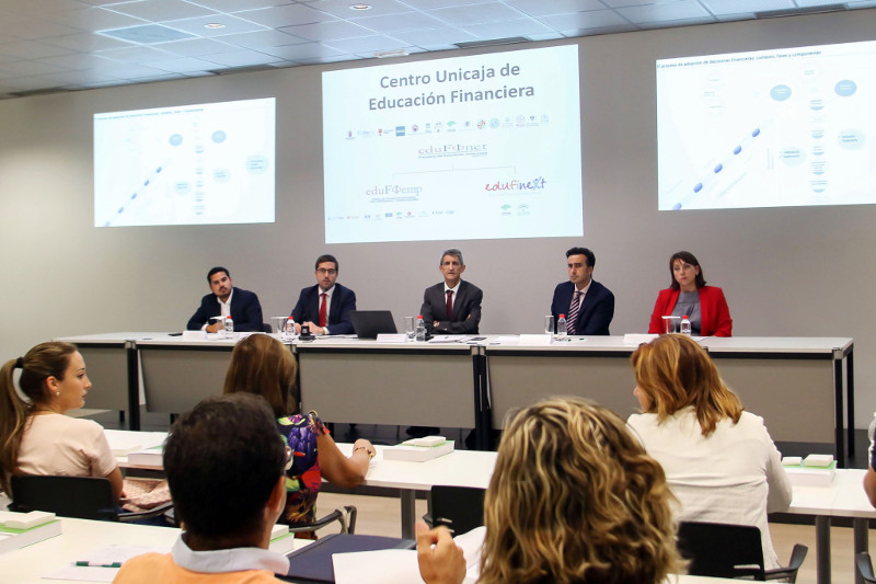 edufinet-programa-educacion-financiera-profesores-malaga