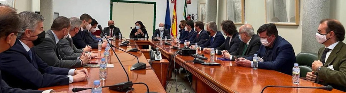 extremadura-junta-convenio-entidades-financieras-agricultura-2021-buena-2