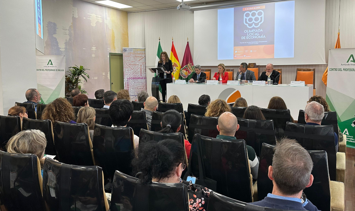 Unicaja sponsors the 17th XVII Andalusian Conference on Teaching Economics in Secondary Education