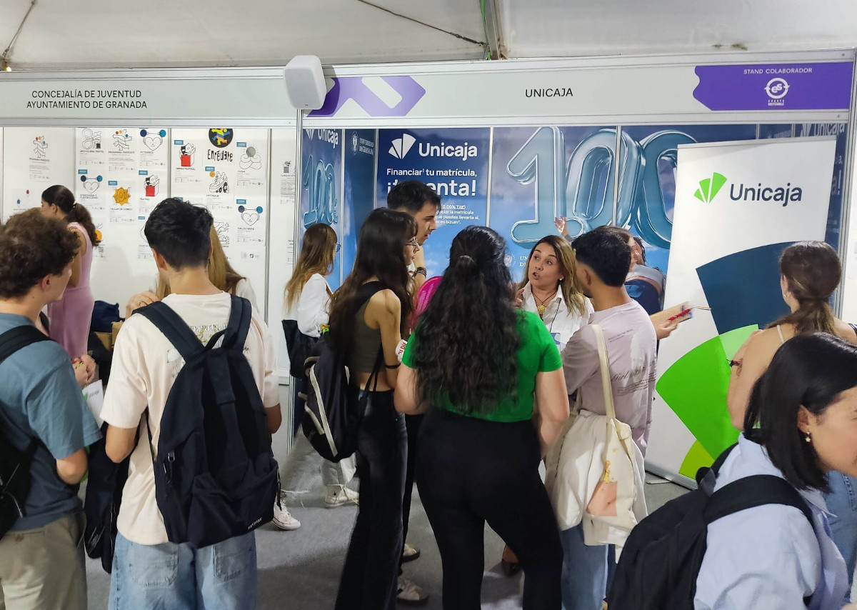 Respaldo a los universitarios de Granada en las Jornadas de Recepción de Estudiantes de la UGR