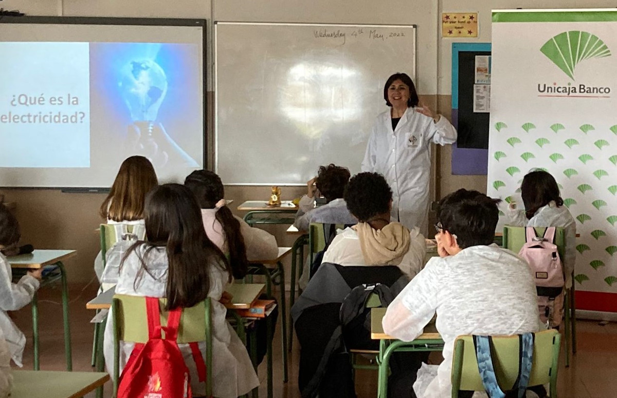 Más de 250 estudiantes de Castilla-La Mancha participan en los talleres de ODS y Ciencia puestos en marcha por Unicaja Banco y el Gobierno Regional