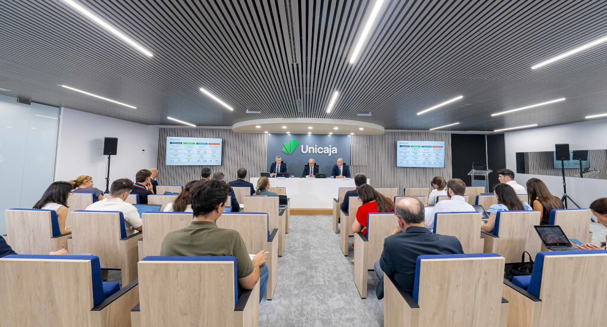 presentacion-resultados-segundo-trimestre-2024-sala-prensa-madrid-rueda