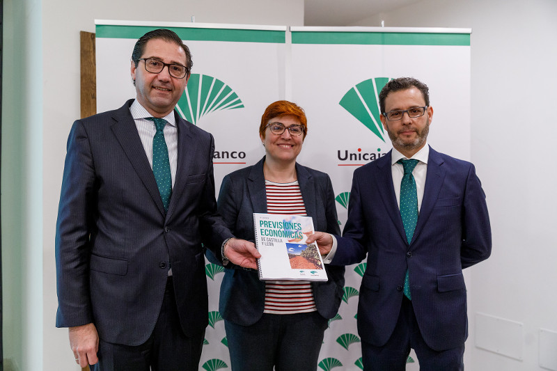 publicacion-unicaja-previsiones-economicas-castillayleon-20-2020