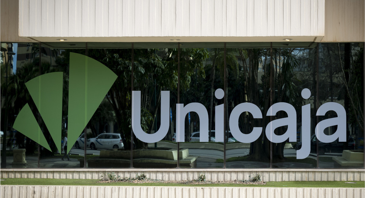 Unicaja se convierte en patrocinador oficial del Málaga CF hasta 2028