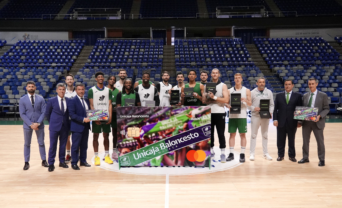 tarjeta-unicaja-baloncesto-jugadores-plantilla
