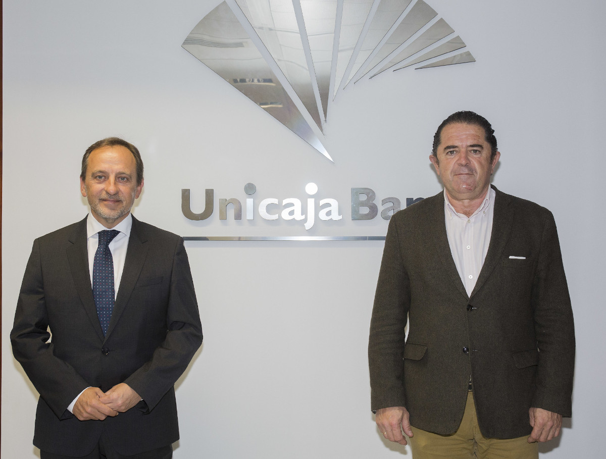 Unicaja Banco and Asaja Málaga collaborate to facilitate the processing of CAP to farmers and livestock breeders