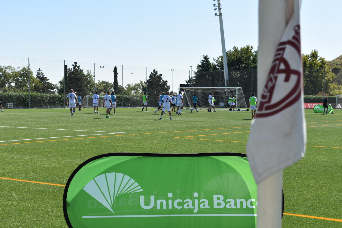 Clientes de Unicaja Banco viven una experiencia única jugando en la Ciudad Deportiva del Real Madrid